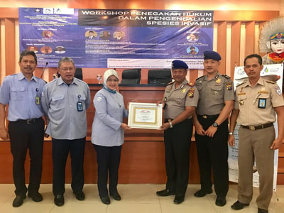  Ungkap Illegal Fishing, Kapolres Inhil dan Jajaran Terima Penghargaan dari KKP RI
